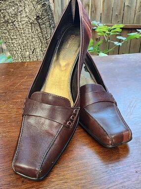Etienne Aigner Vintage Brown Leather Square Toe Heeled Penny Loafers [10M]